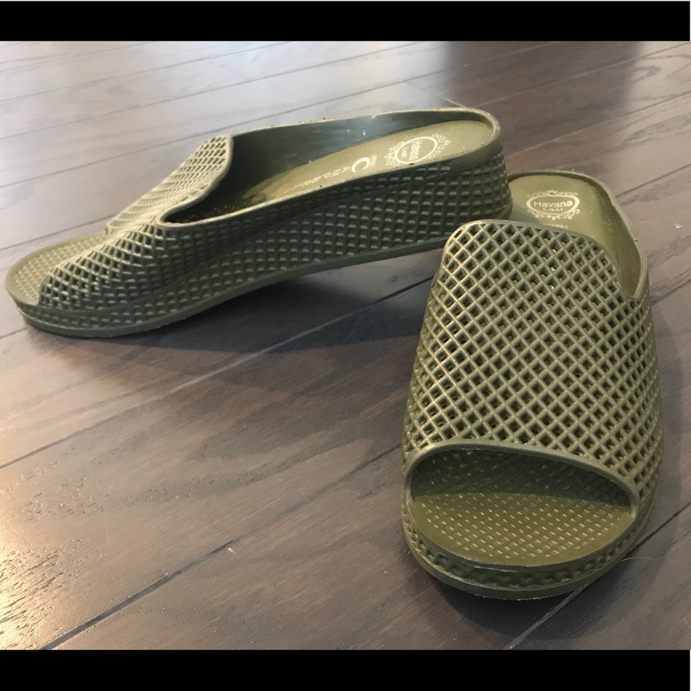 Jeffrey Campbell Fling 2 slides